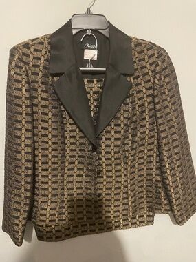 Nueva Black/Brown metallic plaid skirt set women’s size 10
